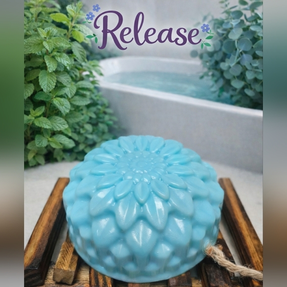 Hand Crafted Other - Release - Peppermint Eucalypts 4oz Shea Butter Soap